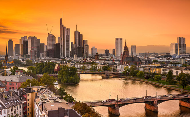 Revolving Doors: Davis Polk hires magic circle PE partner as Kirkland opens in Frankfurt