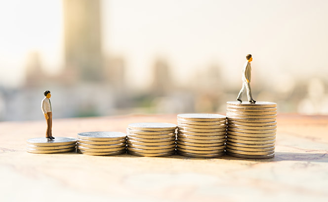 ‘Nobody will want to feel like they are the poor cousin’: Freshfields reignites talent war with £150k NQ pay hike